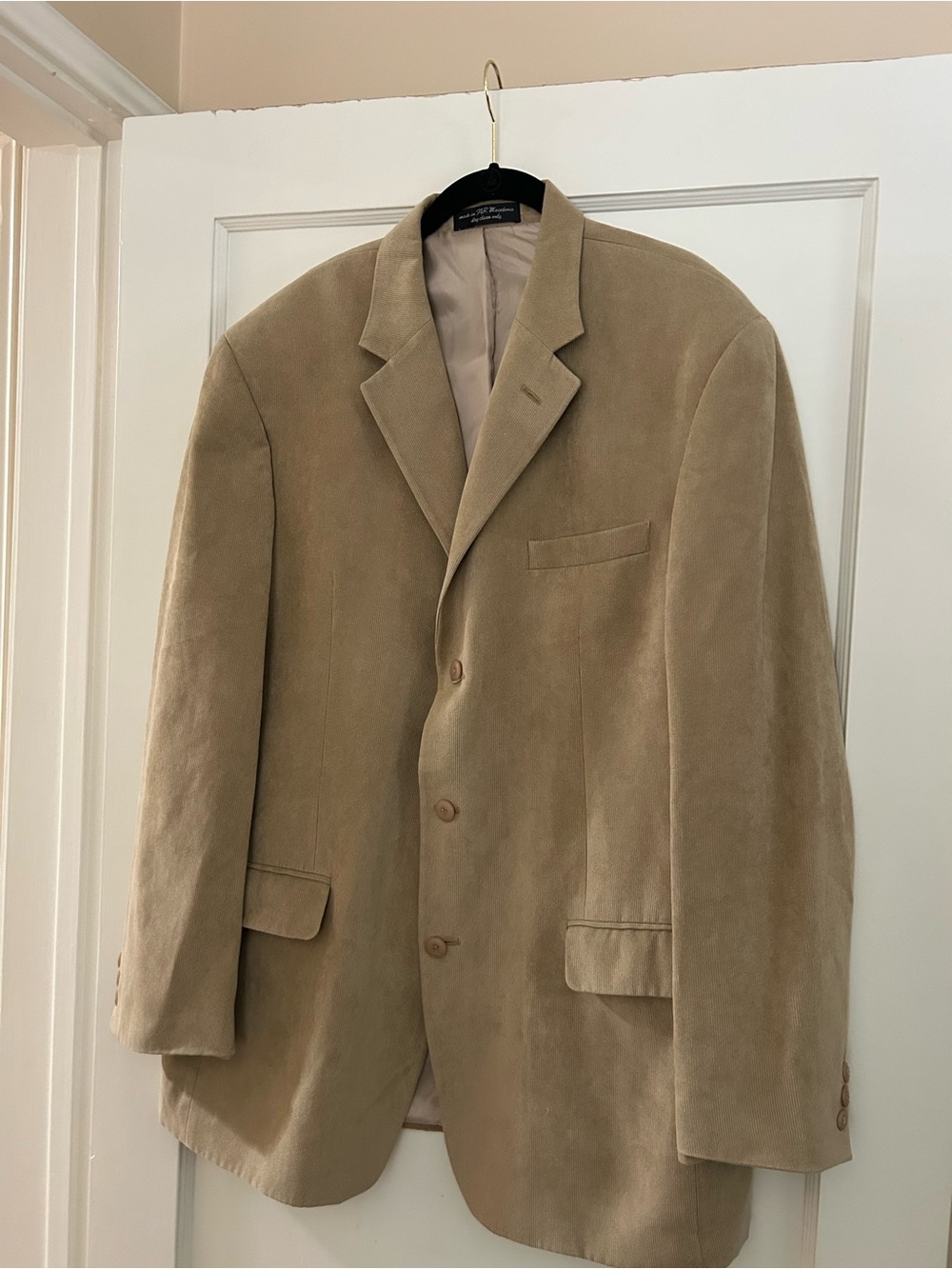 Andrew Fezza sports coat, 44L